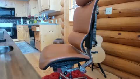 Snapshot of wobbleon chatting on 12-21-24, 06:23 Gobbleon online show from 12-21-24, 06:23