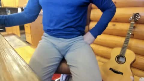 Snapshot of wobbleon chatting on 12-31-24, 10:23 Gobbleon online show from 12-31-24, 10:23