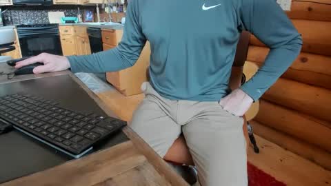 Snapshot of wobbleon chatting on 01-07-25, 09:14 Gobbleon online show from 01-07-25, 09:14