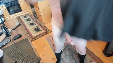 Snapshot of wobbleon chatting on 03-08-25, 05:33 Gobbleon online show from 03-08-25, 05:33