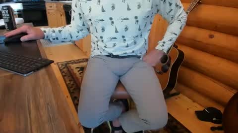 Snapshot of wobbleon chatting on 10-10-25, 07:13 Gobbleon online show from 10-10-25, 07:13