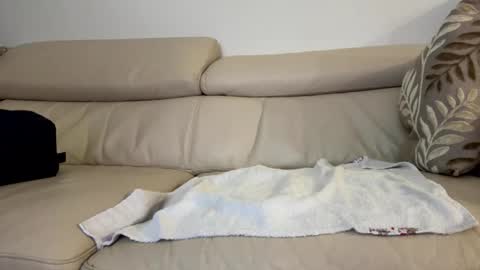 Snapshot of wolfdudefun chatting on 01-12-26, 02:50 wolf online show from 01-12-26, 02:50