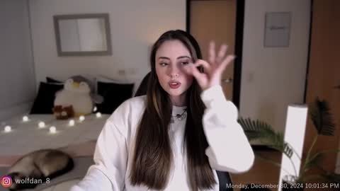 Snapshot of wolfsfoster chatting on 12-31-24, 03:01   online show from 12-31-24, 03:01