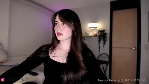 Snapshot of wolfsfoster chatting on 02-19-25, 02:33   online show from 02-19-25, 02:33