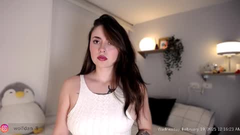 Snapshot of wolfsfoster chatting on 02-19-25, 05:38   online show from 02-19-25, 05:38