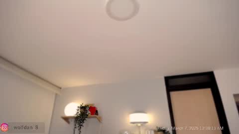 Snapshot of wolfsfoster chatting on 03-07-25, 05:51   online show from 03-07-25, 05:51