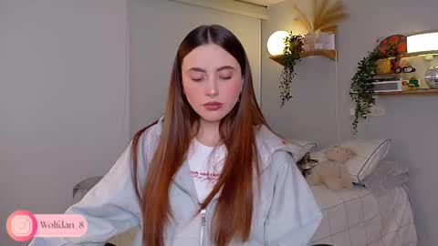 Snapshot of wolfsfoster chatting on 10-02-25, 03:13   online show from 10-02-25, 03:13