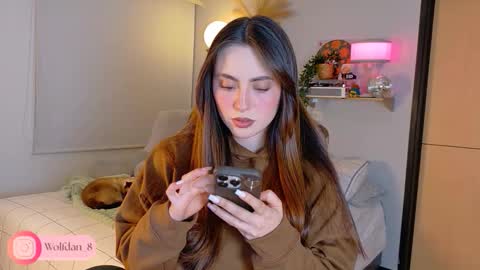 Snapshot of wolfsfoster chatting on 10-29-25, 02:58   online show from 10-29-25, 02:58