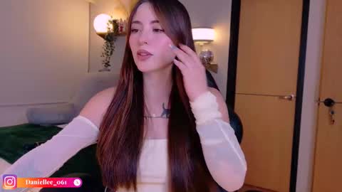   online show from 02-07-26, 03:32