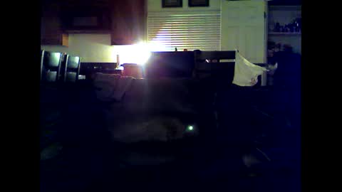 Snapshot of womenlovememan chatting on 12-26-24, 04:10 Ryan online show from 12-26-24, 04:10