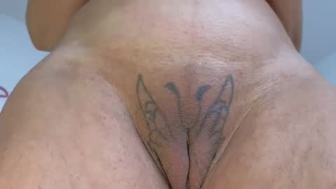 Snapshot of wondergirl_68 chatting on 09-15-25, 07:52 Wondergirl online show from 09-15-25, 07:52