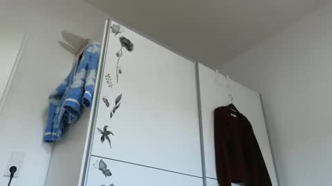 Snapshot of wondergirl_68 chatting on 10-02-25, 07:59 Wondergirl online show from 10-02-25, 07:59