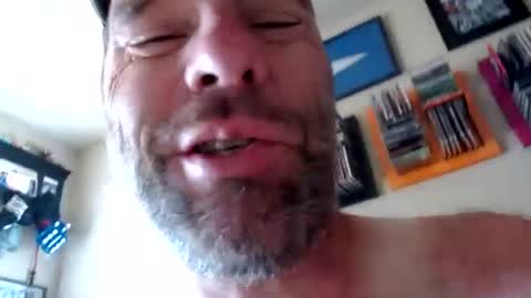 WoodieSays online show from 06-19-26, 03:49