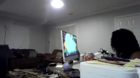 Woodpipe69 online show from 12-16-24, 01:31