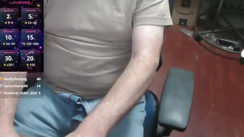 woodworker6473 online show from 10-26-25, 01:00