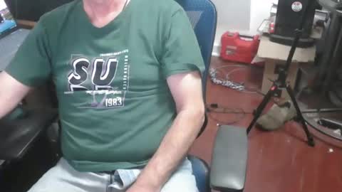 woodworker6473 online show from 01-12-26, 01:00