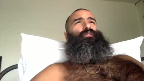 Snapshot of woof_wolf37 chatting on 10-14-25, 03:57 woof_wolf37 online show from 10-14-25, 03:57
