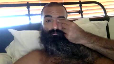 Snapshot of woof_wolf37 chatting on 10-21-25, 03:24 woof_wolf37 online show from 10-21-25, 03:24