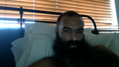 Snapshot of woof_wolf37 chatting on 10-22-25, 03:23 woof_wolf37 online show from 10-22-25, 03:23