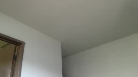 woof_wolf37 online show from 03-27-26, 04:29