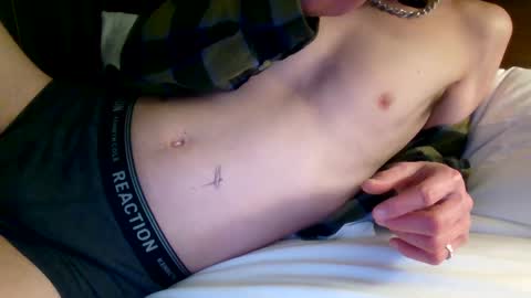 Snapshot of woofwolfxix chatting on 02-22-25, 10:51 woofwolfxix online show from 02-22-25, 10:51