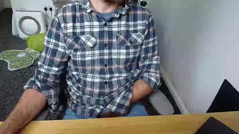 Wooyay online show from 09-18-25, 01:57