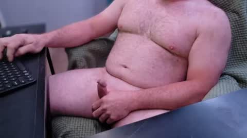 Snapshot of workin__guy chatting on 06-17-26, 03:46 Workin Guy online show from 06-17-26, 03:46