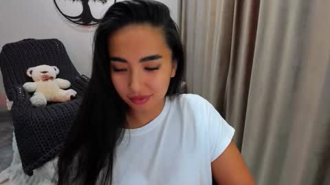 dudetta Kim online show from 10-22-25, 06:46