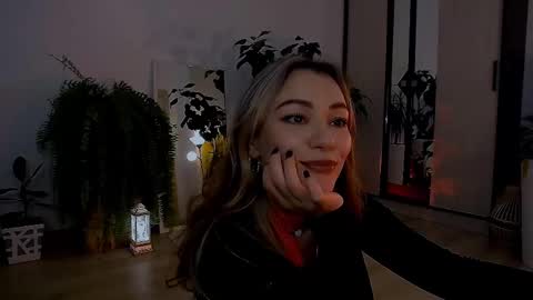 Snapshot of worldsbaby chatting on 01-13-25, 10:56 worldsbaby online show from 01-13-25, 10:56