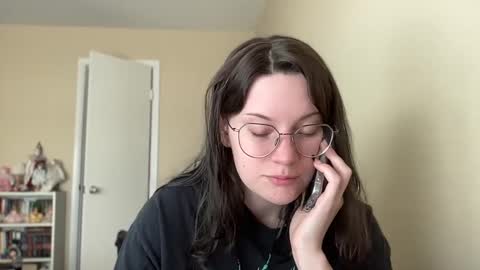 Lucina online show from 12-03-24, 03:55