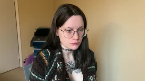 Lucina online show from 01-31-25, 03:22