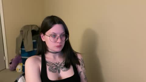 Lucina online show from 02-05-25, 11:17