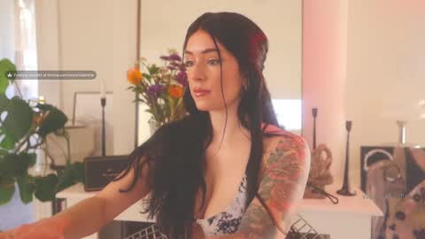 Snapshot of worshipbrielle chatting on 12-18-24, 11:19 Brielle online show from 12-18-24, 11:19