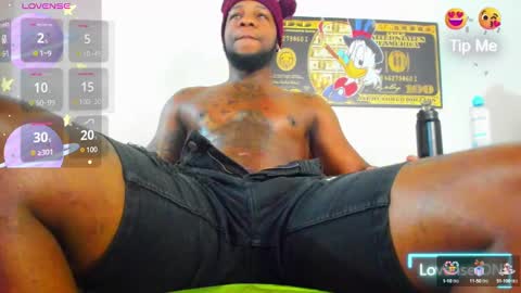 Snapshot of wotton_17 chatting on 02-26-25, 11:20 Cristofer online show from 02-26-25, 11:20