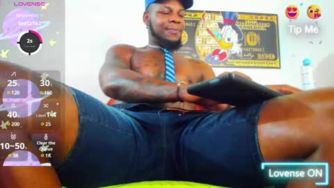 Snapshot of wotton_17 chatting on 03-08-25, 07:31 Cristofer online show from 03-08-25, 07:31