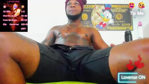 Snapshot of wotton_17 chatting on 10-20-25, 07:03 Cristofer online show from 10-20-25, 07:03