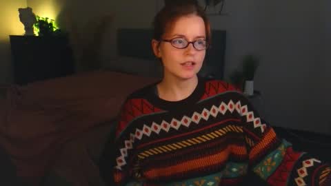 Rebecy online show from 10-11-25, 01:42