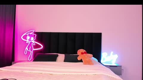 Emi online show from 12-30-24, 03:03