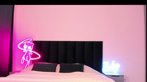 Emi online show from 02-11-25, 04:01