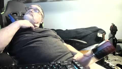 Snapshot of wowsers2022 chatting on 12-05-25, 02:31 wowsers2022 online show from 12-05-25, 02:31