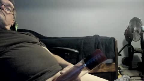 Snapshot of wowsers2022 chatting on 12-19-25, 12:50 wowsers2022 online show from 12-19-25, 12:50