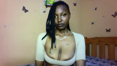 Snapshot of wren_7 chatting on 11-22-25, 11:48 wren 7 online show from 11-22-25, 11:48