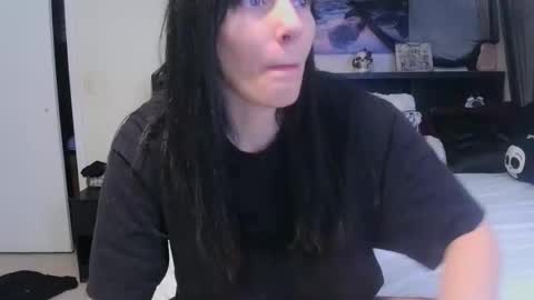 Crystal Lake online show from 04-22-26, 04:26