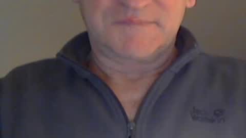 Snapshot of wuki123 chatting on 12-15-24, 09:42 Wuki online show from 12-15-24, 09:42