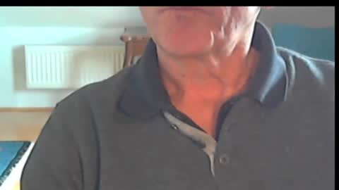 Snapshot of wuki123 chatting on 10-08-25, 12:03 Wuki online show from 10-08-25, 12:03