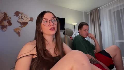 Snapshot of wwow_meow chatting on 11-20-25, 03:12 Eric and Christine 3 online show from 11-20-25, 03:12