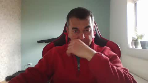 Snapshot of wxdj chatting on 03-02-25, 10:35 RealBoy online show from 03-02-25, 10:35