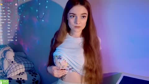 Snapshot of wxiuixw chatting on 12-02-24, 07:49 Sonya online show from 12-02-24, 07:49