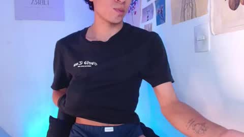 wyatt online show from 12-06-24, 01:40