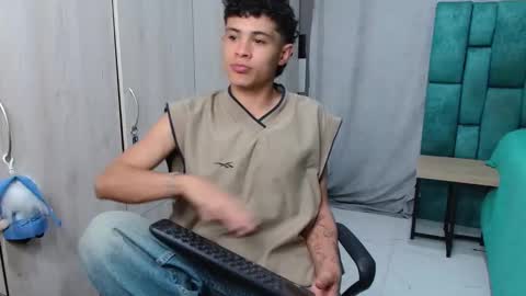 wyatt online show from 01-22-25, 02:37